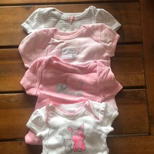 4 short sleeve onesies